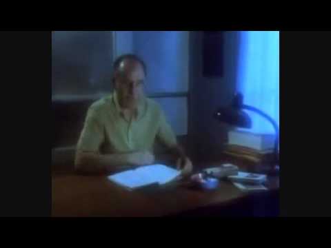 Ντίνος Χριστιανόπουλος - Εναντίον